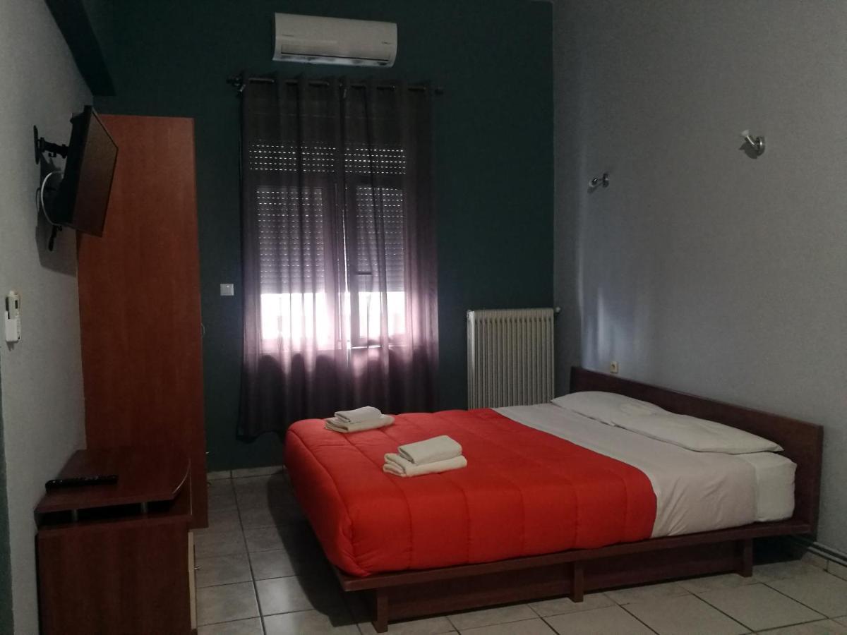 Alexander Rooms & Apartments Igoumenitsa Bagian luar foto