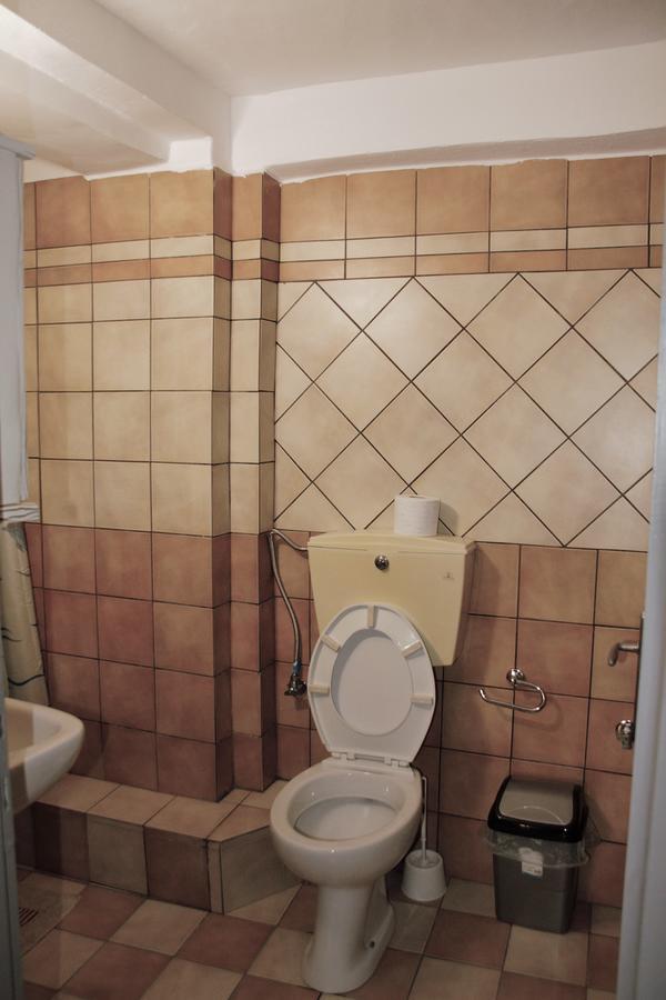 Alexander Rooms & Apartments Igoumenitsa Bagian luar foto